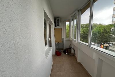 Apartament frumos, 2 camere, Plopilor - 10