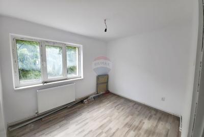 Apartament cu 3 camere de vânzare în zona Maratei - 1