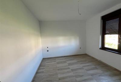Caransebes, Casa 7 Camere + Teren 600 Mp., Zona Pipirig - 15