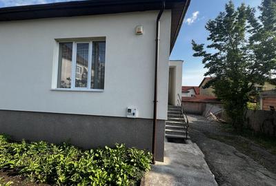 Casa de vanzare in cartierul Andrei Muresanu - 3