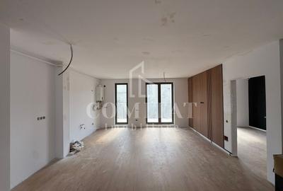 Apartament cu 2 camere semidecomandat în Florești