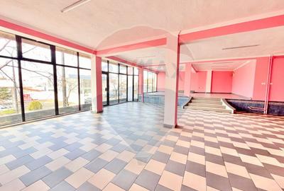 De închiriat spațiu comercial, 175 mp în zona Decebal - 5