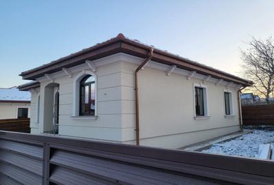 Casa noua in Catamarasti Deal

-zona linistita de case - 3