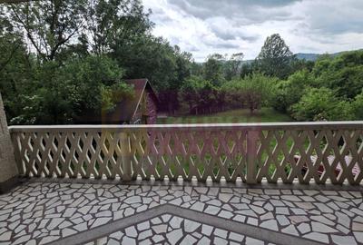 Vila de vanzare cu 6 camere si teren de 5116 mp in Cornu, Prahova - 28