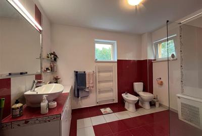 EXCLUSIVITATE! Casa deosebita cu potential de investitie - 8