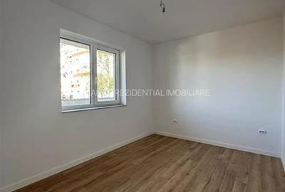 Apartament cu 2 camere decomandat în Apărătorii Patriei