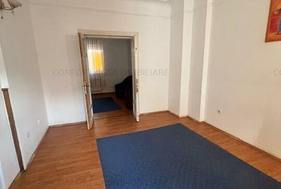 Calarasilor-Decebal, casa, 8 camere 184 mp+ curte - sediu firma - 16