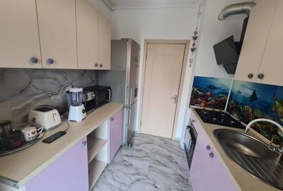 Apartament 3 camere Mamaia zona Vega - 800 euro - 9
