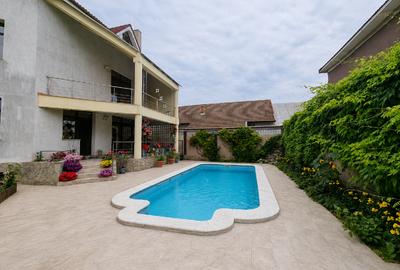 VILĂ EXCLUSIVISTĂ CU PISCINĂ, 470 MP UTILI, TEREN 600 MP – AGIGEA, LA 5 MINUTE D - 2