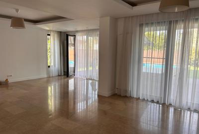 Oxford Gardens 7 bedrooms villa / no VAT - 22