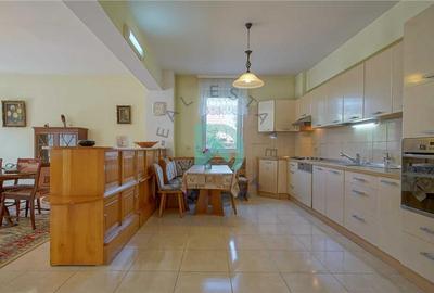 Casa zona Tractorul, Brasov - 1