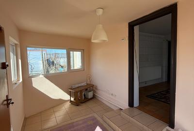 Casa 6 camere  Jud. Dâmbovița,Com. Corbii Mari,Satu Nou,Str. Troiței nr. 6, - 42