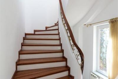 Piata Victoriei | Buzesti | 5 Camere | Curte | Vila Reprezentativa - 21