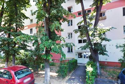 Apartament cu 3 camere decomandat de inchiriat - Metrou - Blvd. 1 Decembrie - 8