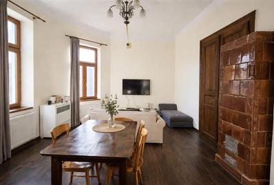 Apartament spatios cu 4 camere in inima orasului, ideal locuinta sau investitie - 4