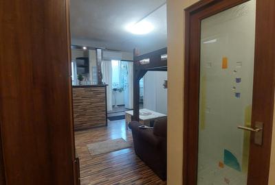 Vand garsoniera etaj 1 - 3