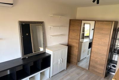 Apartament - 3 camere - semidecomandat - Tineretului - 4
