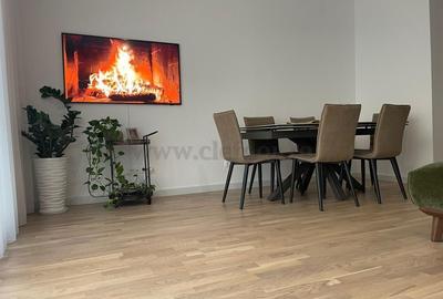 Casă cu 5 camere în Pipera