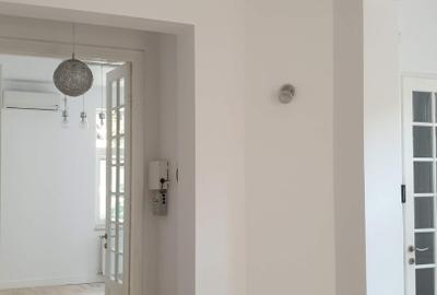 Casă cu 6 camere în Dorobanți