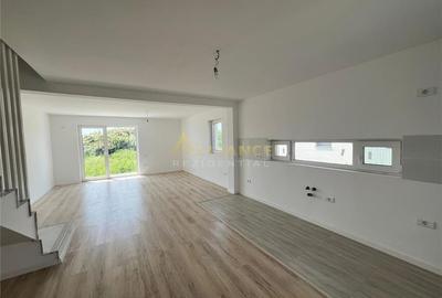 Casa tip duplex - 3 camere - 2 bai - 4