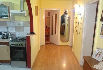 Vand apartament de 3 camere decomandat in Deva, zona Eminescu.Scarisoara, Profi - 3