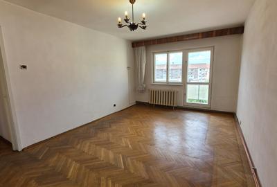 Apartament cu 3 camere 2 bai 2 balcoane si pivnita de vanzare in Strand - 2