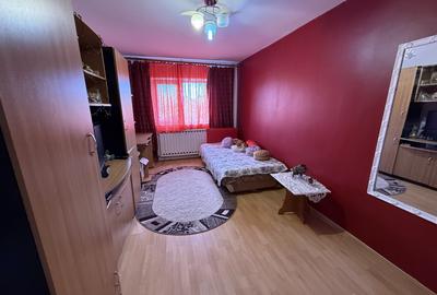 Apartament 3 camere, 68 mp utili + balcon, mobilat si utilat - Soarelui - 3