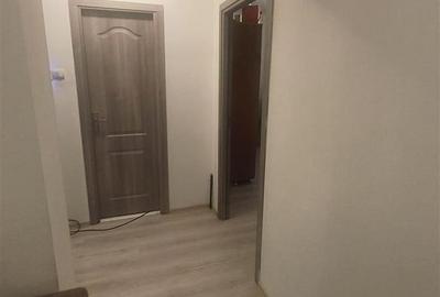 Apartament cu 3 camere decomandat, mobilat în Dristor