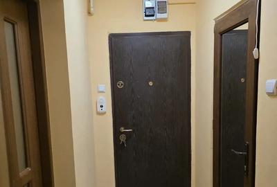 Garsoniera libera la vanzare zona Astra - Planete - 5