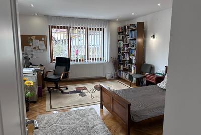 Proprietar, Casă individuală, 144 mp utili, 217 teren, 5 camere, Centru - 4