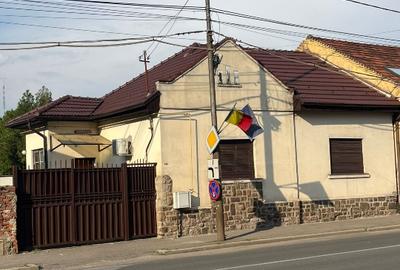 Oradea casa situata central pentru afacere sau locuinta - 1