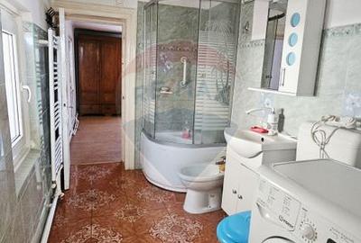 Apartament cu 3 camere de vânzare în zona Central - 15