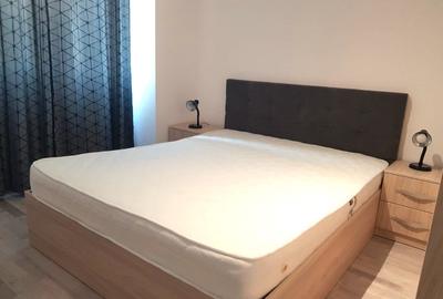 Apartament cu 2 camere decomandat, mobilat în Păcii