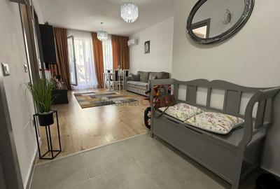 Apartament cu 3 camere semidecomandat, mobilat în Prelungirea Ghencea