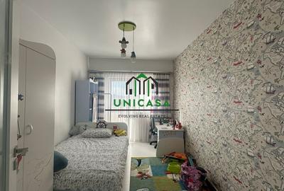 Apartament 4 camere - tip Penthouse - Zona 1 Mai - 23