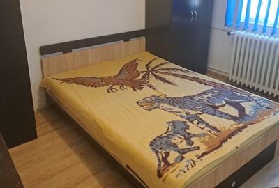 Apartament cu 2 camere semidecomandat, mobilat în Brâncoveanu