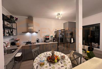 Casa 3 camere de vanzare, in zona Dacia - 1