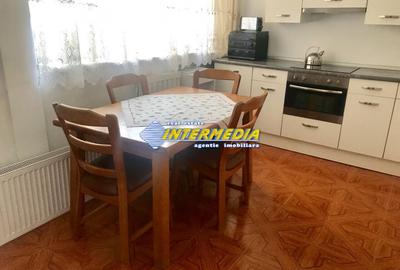 Apartament cu 4 camere 90 mp de inchiriat  etaj 1 in Alba Iulia Cetate Bulevard - 2