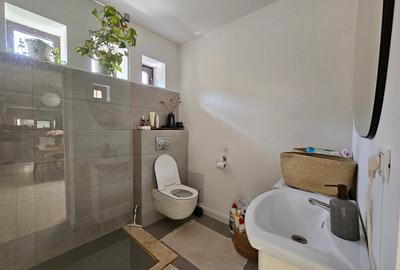 Apartament superb cu 3 camere si terasa generoasa, Victoriei - 12