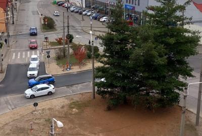 De închiriat ap 3 camere - 1