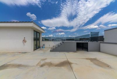 Arhitectură, tehnologie și lifestyle premium într-o vilă spectaculoasă - 49