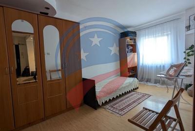 Apartament generos 4 camere, confort sporit, etaj 4/4, izolat termic - 3