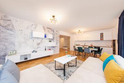 Apartament cu 4 camere decomandat în 1 Mai