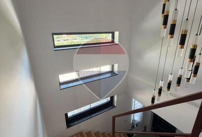 Casă / Vilă  design ultramodern, zona centrala,Comision 0% - 15