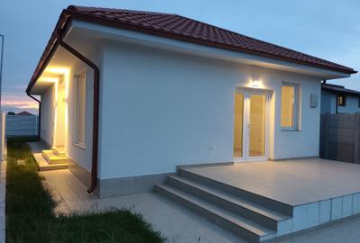 FARA COMISIOANE casa eleganta 3 camere 2 bai PARTER+pod camera tehnica la cheie - 2