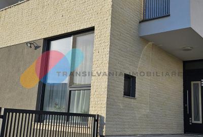 Duplex cu 4 camere în Iris