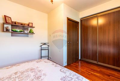 Vila premium de vanzare Balotesti/ piscina/ ponton/ deschidere la lac - 42