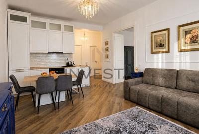 Apartament cu 3 camere semidecomandat, mobilat în Central
