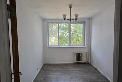 Apartament 3 camere metrou Gorjului bloc 1969 necesită renovare completa - 4