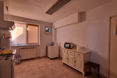 Apartament 3 camere centru 79000 Euro - 4